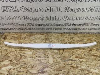 Усилитель бампера передний Nissan Tino