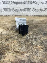 Датчик расхода воздуха Toyota Ractis