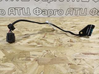 Датчик положения коленвала Mazda Familia S-wagon 2001