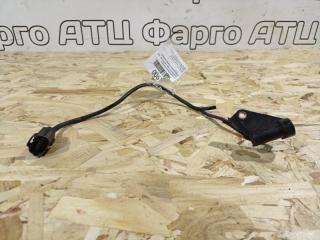 Датчик положения коленвала Mazda Familia S-wagon 1998