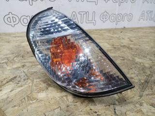 Габарит передний правый Toyota Nadia 1999