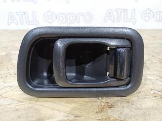 Ручка внутренняя передняя правая Nissan Bluebird 1998 контрактная Ручка внутренняя передняя правая Nissan Bluebird 1998