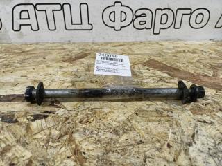 Болт балки подвески задний Mazda Familia S-wagon