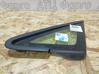 Форточка дверная передняя левая Honda Fit