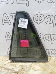 Форточка дверная задняя левая Toyota Avensis