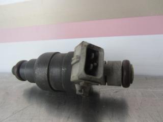 Форсунка топливная Audi A4 1997