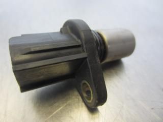 Датчик распредвала Toyota Vitz