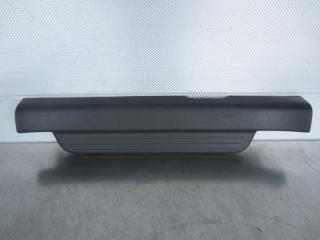 Запчасть накладка порога передняя левая Toyota Vitz 2001