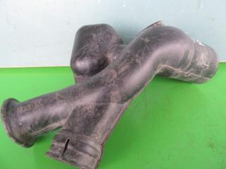 Воздухозаборник Nissan Primera 2006