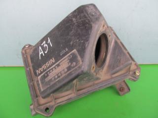 Запчасть корпус воздушного фильтра Nissan Cefiro 1990