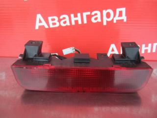Дополнительный стоп сигнал Mitsubishi Pajero 2003