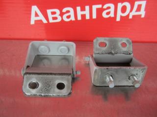 Запчасть кронштейн крышки багажника Nissan Qashqai 2013