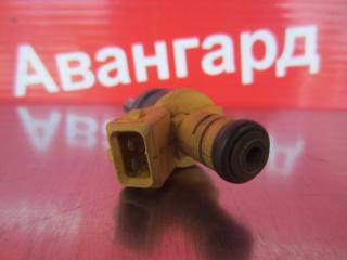 Форсунка топливная задняя правая Kia Rio 2004