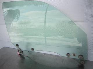 Стекло двери переднее Subaru Forester 2003