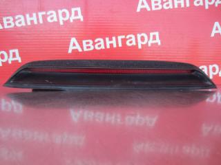 Дополнительный стоп сигнал Volkswagen Passat 1998