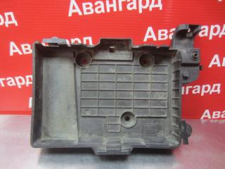 Площадка под АКБ Renault Megane 2004
