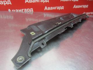 Накладка пластиковая BMW 3-Series E46 M52B25TU Накладка пластиковая BMW 3-Series E46 M52B25TU