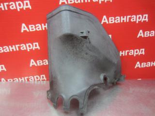 Пыльник двигателя BMW 3-Series 2000 Б/У Пыльник двигателя BMW 3-Series 2000