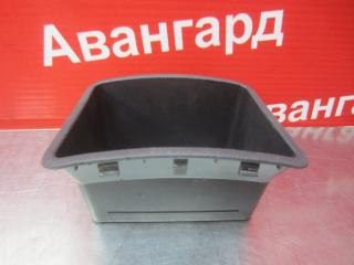 Запчасть накладка салона Skoda Rapid 2014