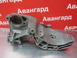 Кронштейн компрессора кондиционера Opel Vectra 1996 Б/У Кронштейн компрессора кондиционера Opel Vectra 1996