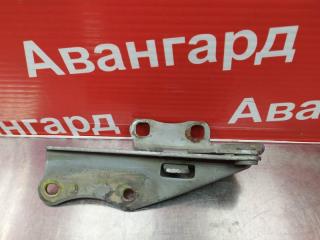 Кронштейн капота Maxima 1998 A32 Кронштейн капота Maxima 1998 A32