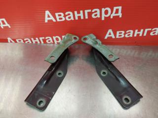 Запчасть кронштейн капота передний Subaru Legacy 1996