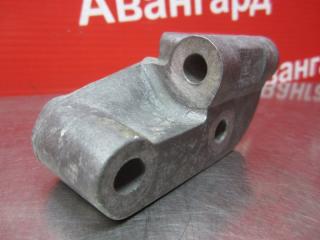 Кронштейн генератора Opel Astra F X16SZR