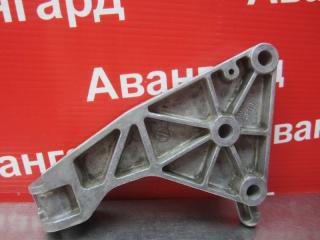 Кронштейн двигателя Opel Astra 2006