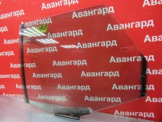 Стекло двери заднее левое Audi 80 1990
