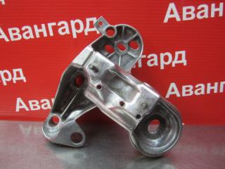 Кронштейн опоры двигателя правый Audi A4 2002