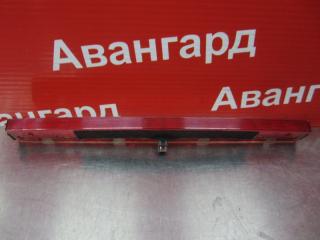 Дополнительный стоп сигнал Audi A4 2002