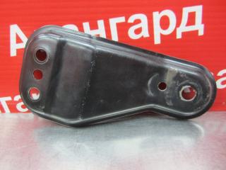 Кронштейн передний Rapid 2014 NH3 CGP Кронштейн передний Rapid 2014 NH3 CGP