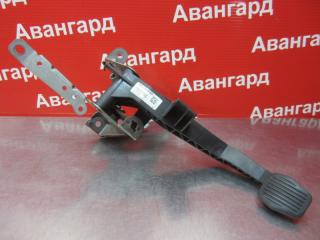 Педаль сцепления Ford Focus 2012