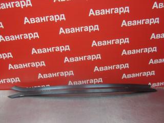 Молдинг стекла передний Audi A6 1999