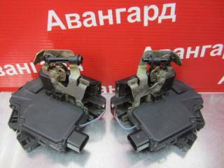 Запчасть замок двери задний Audi A6 1999