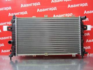 Запчасть радиатор охлаждения Opel Astra 2004-2010