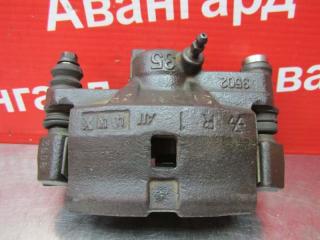 Суппорт тормозной задний правый Toyota Vista 1993