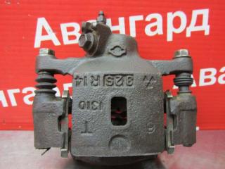 Запчасть суппорт тормозной задний правый Nissan Cefiro 1990