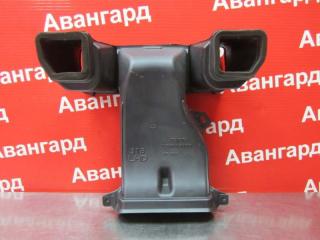 Воздуховод Toyota Yaris 2008