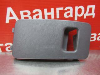 Запчасть накладка салона Nissan March 1999