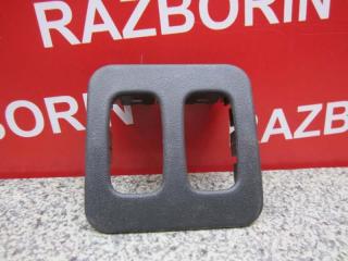 Запчасть накладка салона Mitsubishi Lancer 2005