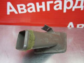 Накладка салона левая Vista 1992 V30