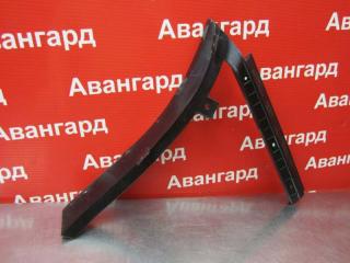 Кронштейн бампера задний правый Volkswagen Passat 1997