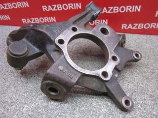 Запчасть кулак задний правый Nissan Cefiro 1990