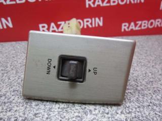 Кнопка стеклоподъёмника задняя левая Toyota Mark II 1982 Б/У Кнопка стеклоподъёмника задняя левая Toyota Mark II 1982