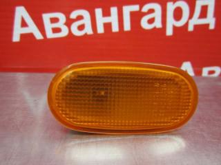 Повторитель поворота в крыло Mitsubishi Galant 1999