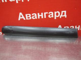 Запчасть молдинг крыла задний правый Nissan March 1999