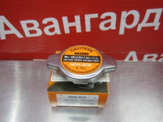 Крышка радиатора передняя Toyota Camry 11-17
