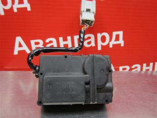 Фото запчасти привод заслонок отопителя Isuzu Gemini 1996 Б/У запчасть Запчасть привод заслонок отопителя Isuzu Gemini 1996