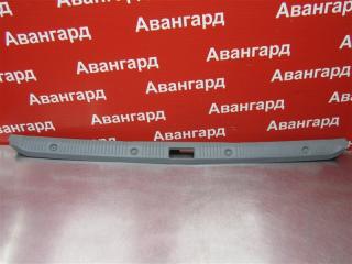 Фото запчасти накладка порога багажника Nissan Maxima 1997 Б/У запчасть Запчасть накладка порога багажника Nissan Maxima 1997